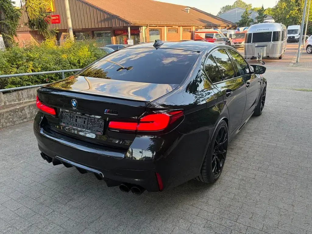 Używany BMW M5 Performance 600 KM (441 kW) 2023 Czarny Sedan/Limuzyna