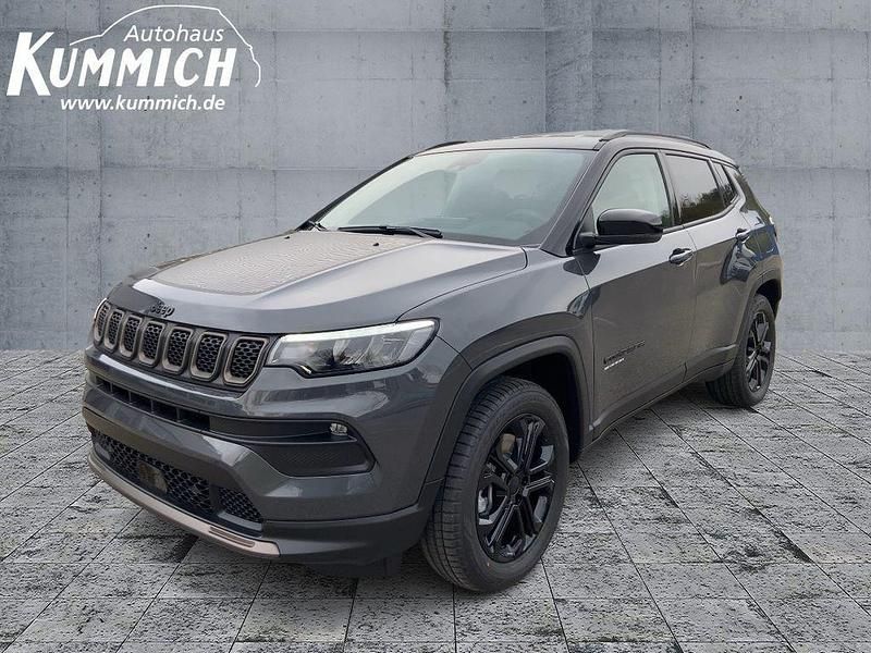 Grau Gebraucht 2023 Jeep Compass SUV | 27.700 € (Fairer Preis) - Bild 1/4