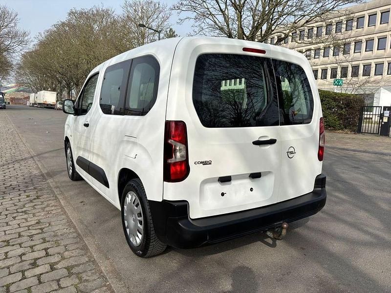 Gebraucht Opel Combo Life Selection 110 PS (80 kW) 2019 Weiß Van / Kleinbus