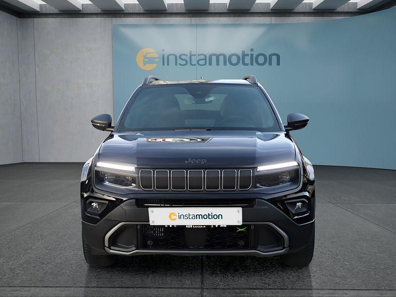 Neu Jeep Avenger 145 PS (106 kW) 2025 Schwarz SUV