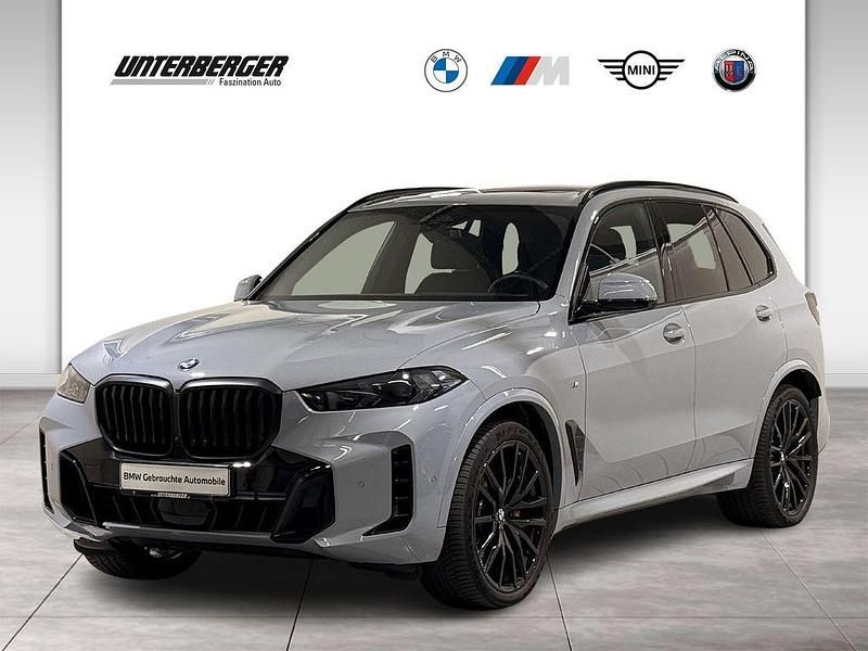 Grau Gebraucht 2025 BMW X5 Comfort Edition SUV | 98.890 € - Bild 1/4