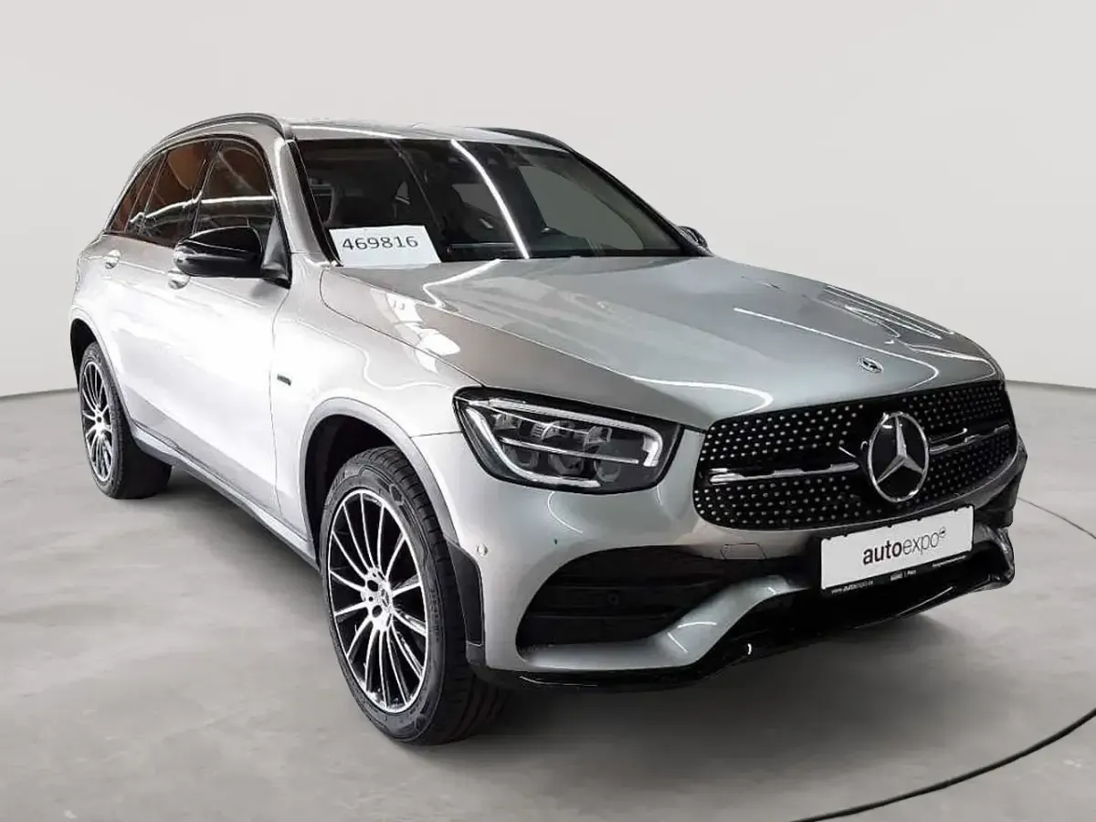 Gebraucht Mercedes GLC300 AMG line 194 PS (142 kW) 2021 SUV
