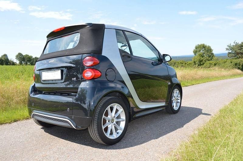 Gebraucht Smart ForTwo Cabrio Passion 54 PS (39 kW) 2012 Schwarz Cabrio