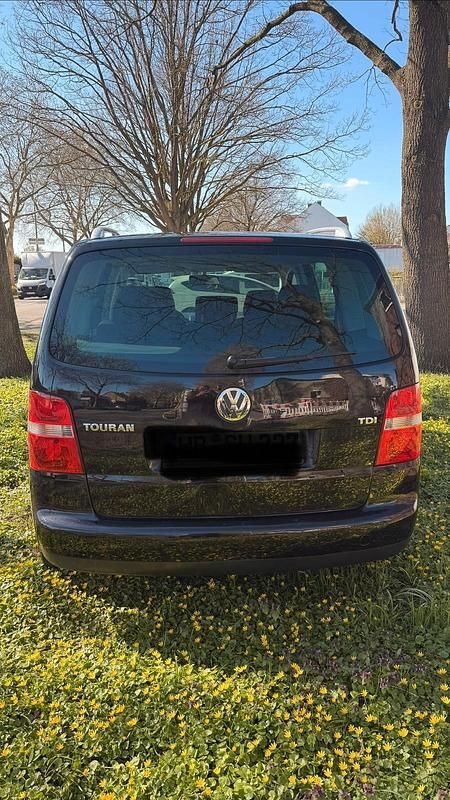 Gebraucht VW Touran 105 PS (77 kW) 2006 Schwarz Van / Kleinbus