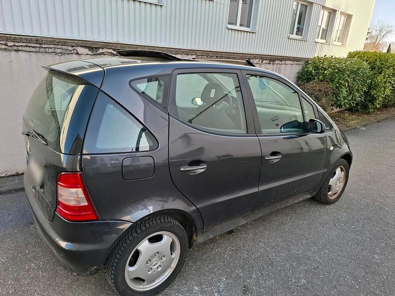 Gebraucht Mercedes A160 102 PS (75 kW) 2000 Andere farben Kleinwagen