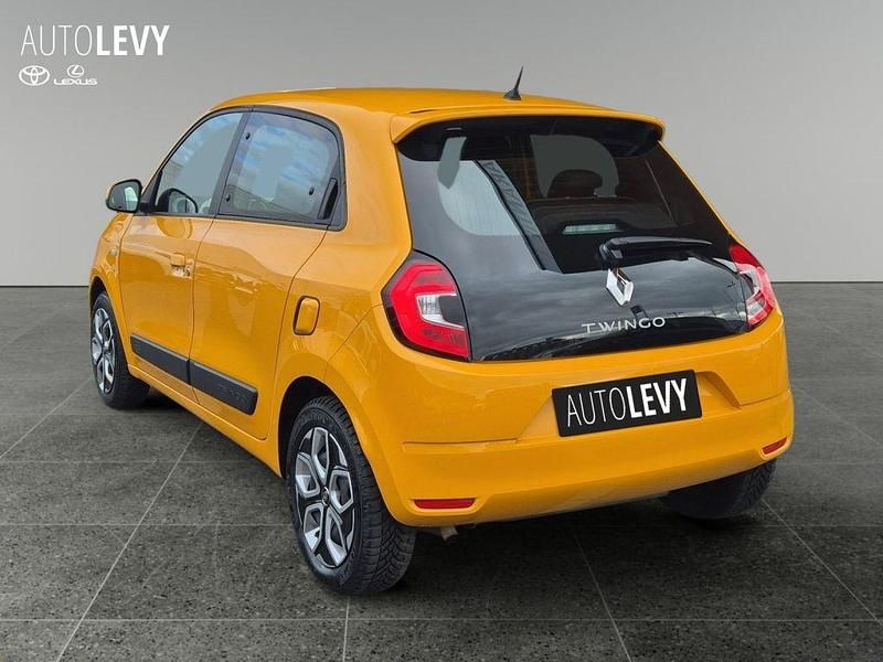 Gebraucht Renault Twingo SE 73 PS (53 kW) 2020 Mango gelb Kleinwagen