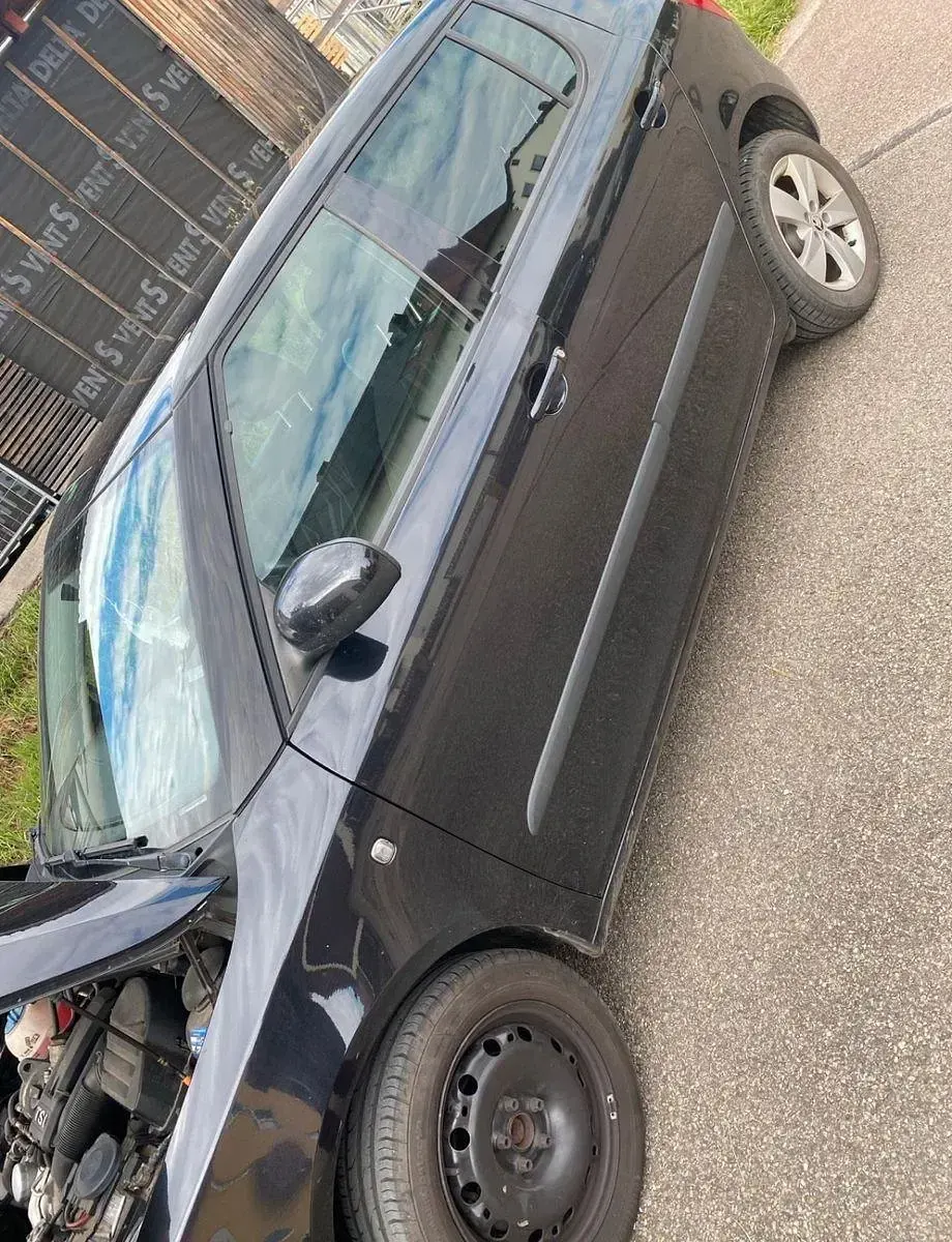Gebraucht Skoda Fabia Ambition 86 PS (63 kW) 2013 Schwarz Kleinwagen