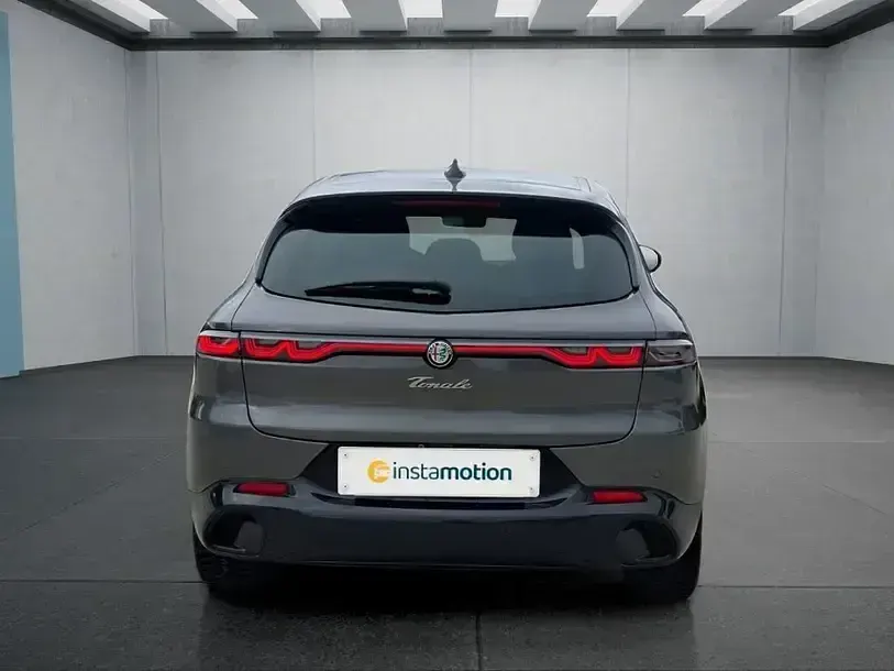 Gebraucht Alfa Romeo Tonale 160 PS (117 kW) 2023 Grau SUV