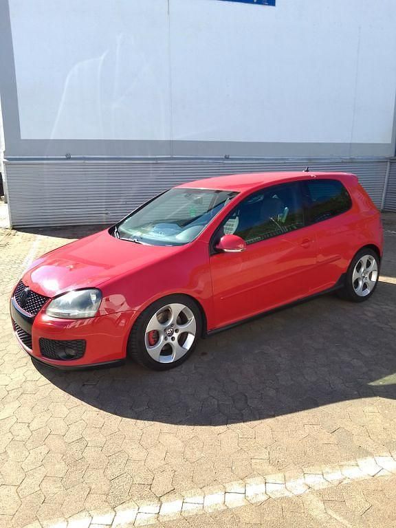 Rot Gebraucht 2006 VW Golf V GTI Limousine | 4.000 € (Fairer Preis) - Bild 1/4