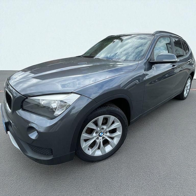 Grau Gebraucht 2013 BMW X1 SUV | 8.500 € (Superpreis) - Bild 1/4