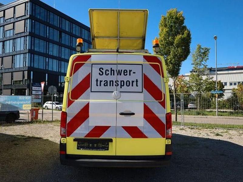 Gebraucht VW Crafter Trendline 140 PS (102 kW) 2020 Gelb Van