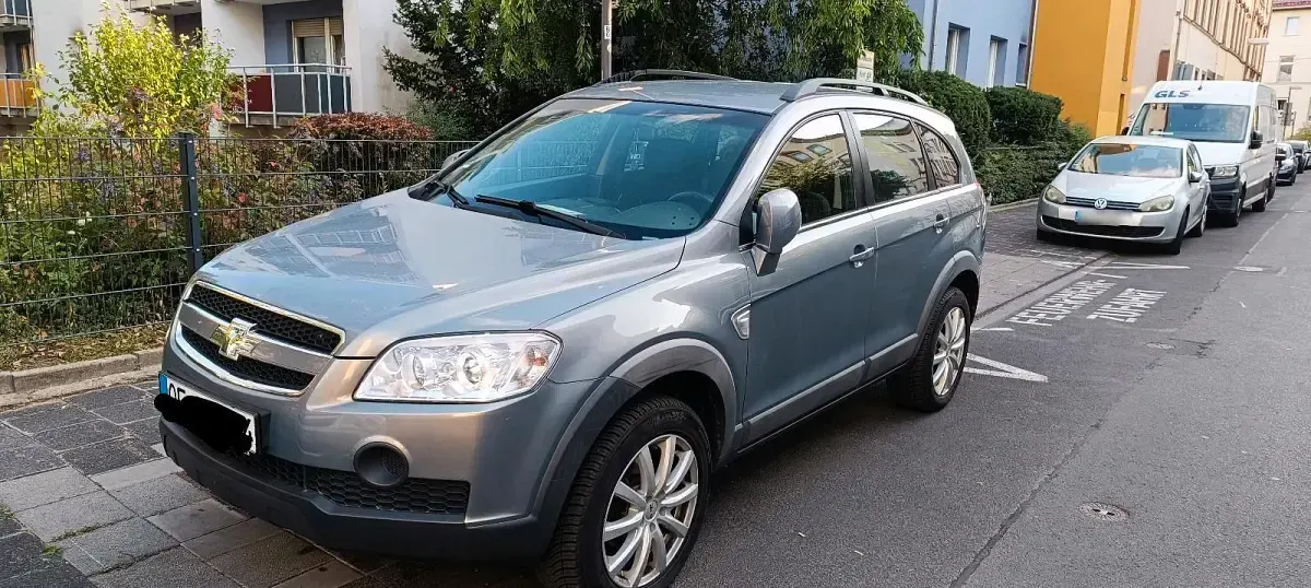 Gebraucht Chevrolet Captiva 150 PS (110 kW) 2011 Grau SUV