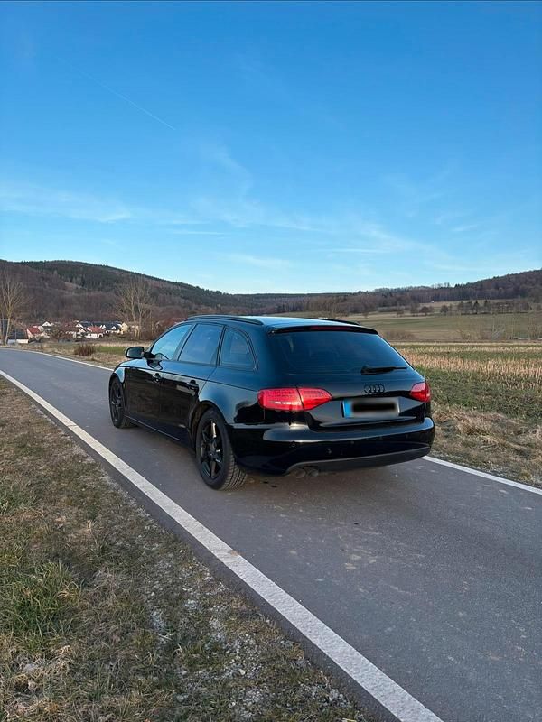 Gebraucht Audi A4 Ambiente 170 PS (125 kW) 2010 Schwarz Kombi
