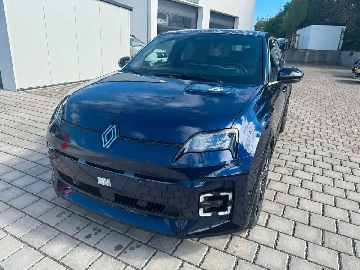 Neu Renault 5 E-Tech Iconic 110 kW (150 PS) 2026 Nacht blau mit black pearl Kleinwagen