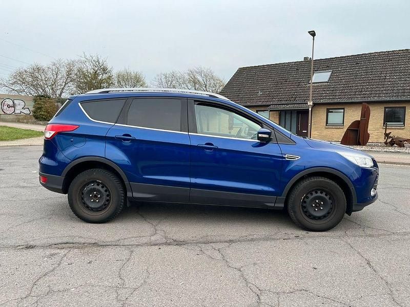 Gebraucht Ford Kuga Trend 150 PS (110 kW) 2014 Blau SUV