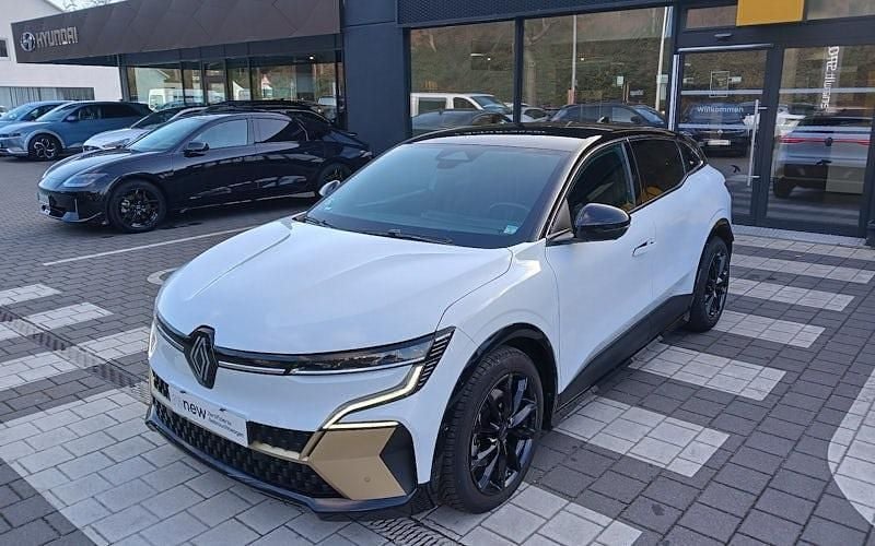 Weiß Gebraucht 2022 Renault Mégane Iconic Limousine | 27.990 € (Fairer Preis) - Bild 1/4