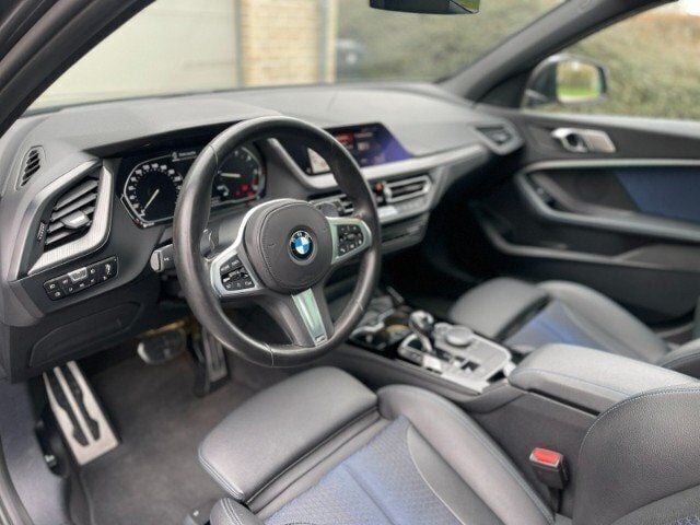 Gebraucht BMW 118 150 PS (110 kW) 2020 Grau Kleinwagen