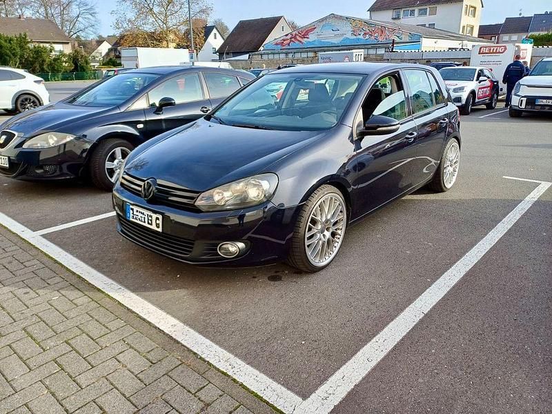 Gebraucht VW Golf VI 122 PS (89 kW) 2009 Schwarz Kleinwagen