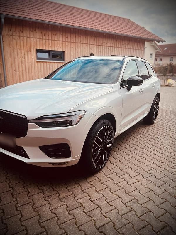 Gebraucht Volvo XC60 R-Design 197 PS (144 kW) 2021 Weiß SUV