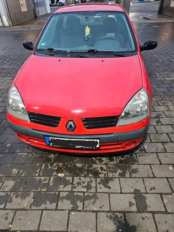 Rot Gebraucht 2004 Renault Clio II Expression Limousine | 1.000 € (Guter Preis) - Bild 1/4