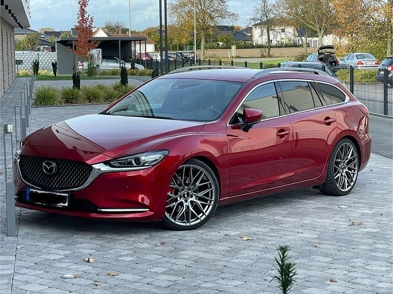 Rot Gebraucht 2020 Mazda 6 Sports-Line Kombi | 21.500 € (Etwas zu teuer) - Bild 1/4