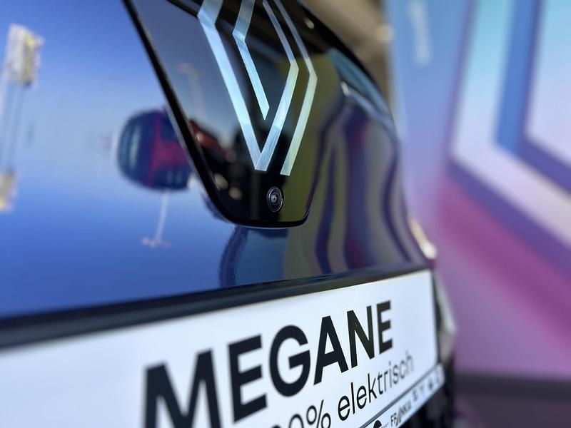 Ny Renault Megane E-Tech Iconic 22 kW (30 HK) 2025