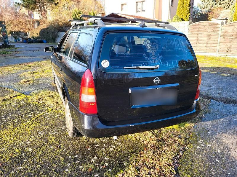 Gebraucht Opel Astra 101 PS (74 kW) 2003 Schwarz Kombi