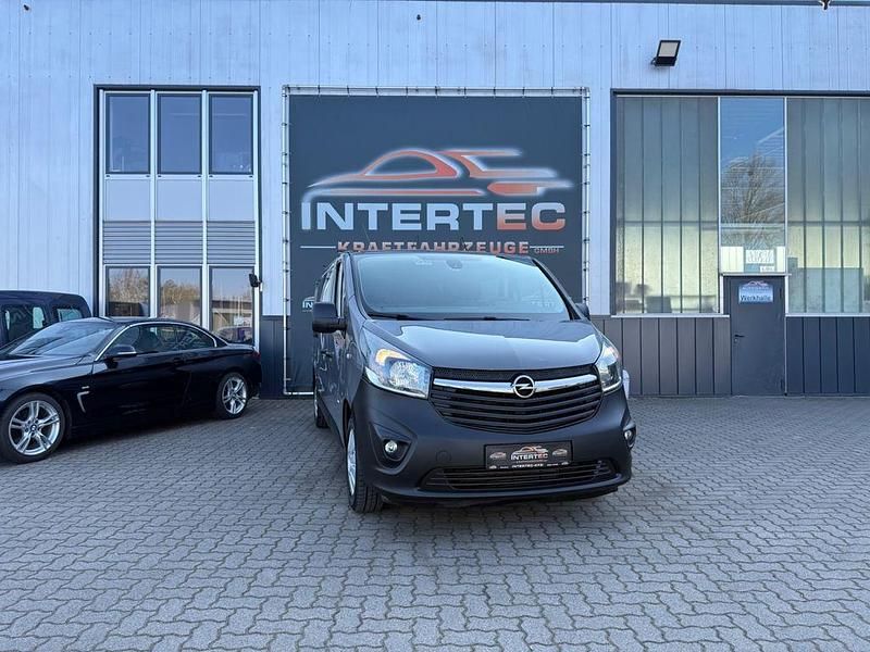 Gebraucht Opel Vivaro 125 PS (91 kW) 2017 Grau Van / Kleinbus