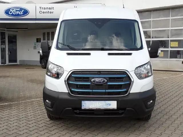 Second-hand Ford E-Transit Trend 135 kW (184 CP) 2023 Andere Van