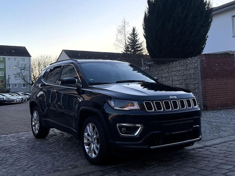 Gebraucht Jeep Compass Limited 150 PS (110 kW) 2021 Schwarz SUV