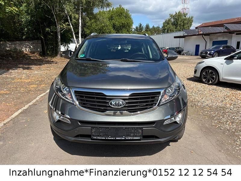 Silber Gebraucht 2012 Kia Sportage Attract SUV | 9.900 € (Fairer Preis) - Bild 1/4