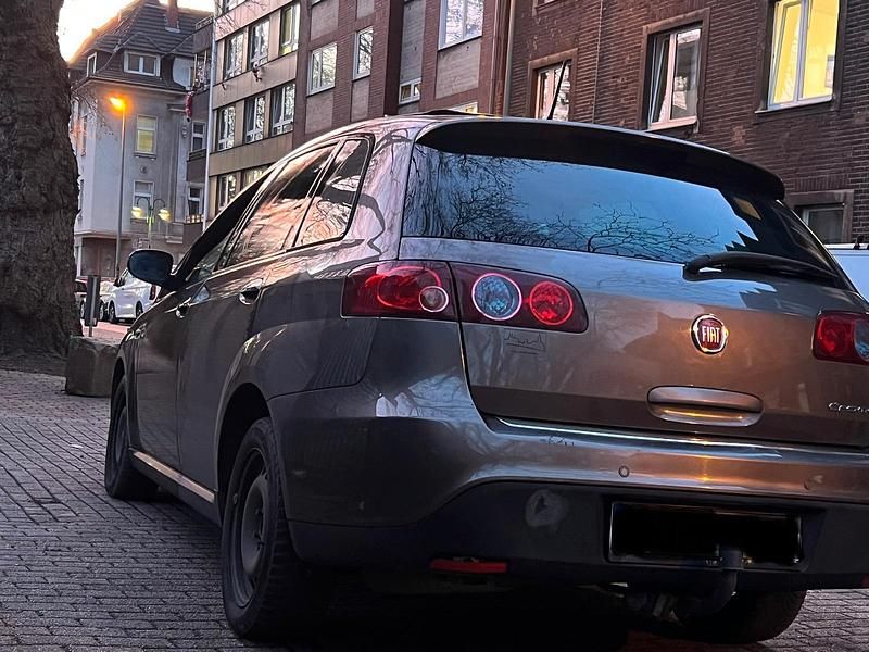 Gebraucht Fiat Croma 156 PS (114 kW) 2008 Grau Kombi