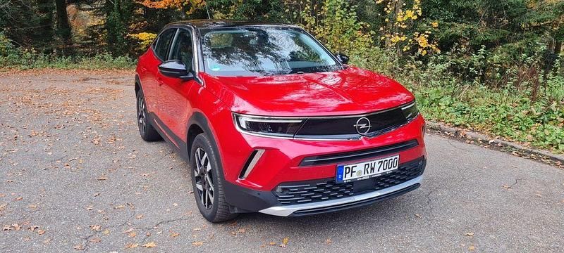 Rot Gebraucht 2023 Opel Mokka Elegance SUV | 17.270 € (Superpreis) - Bild 1/4