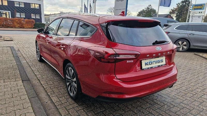 Gebraucht Ford Focus Titanium X 125 PS (91 kW) 2025 Fantastic red tc Kombi