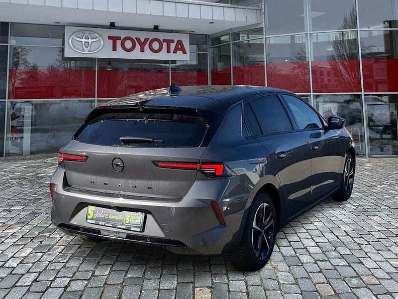 Gebraucht Opel Astra 131 PS (96 kW) 2025 Grau Limousine