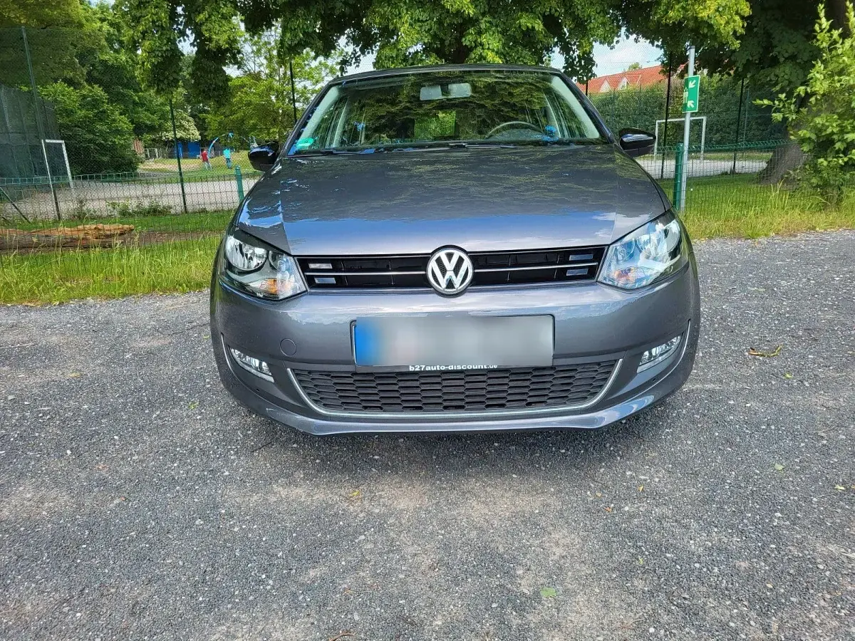 Gebraucht VW Polo Match 69 PS (50 kW) 2013 Grau Kleinwagen