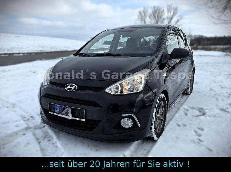 Gebraucht Hyundai i10 Trend 67 PS (49 kW) 2014 Schwarz Kleinwagen
