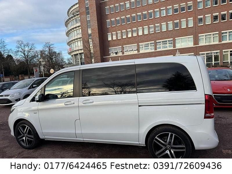 Gebraucht Mercedes V250 Avantgarde 190 PS (139 kW) 2016 Weiß Van / Kleinbus
