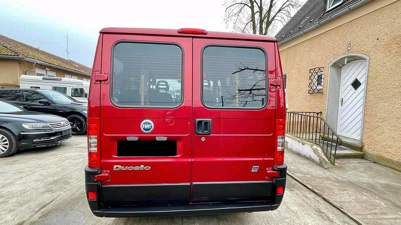 Gebraucht Fiat Ducato 128 PS (94 kW) 2005 Rot Van