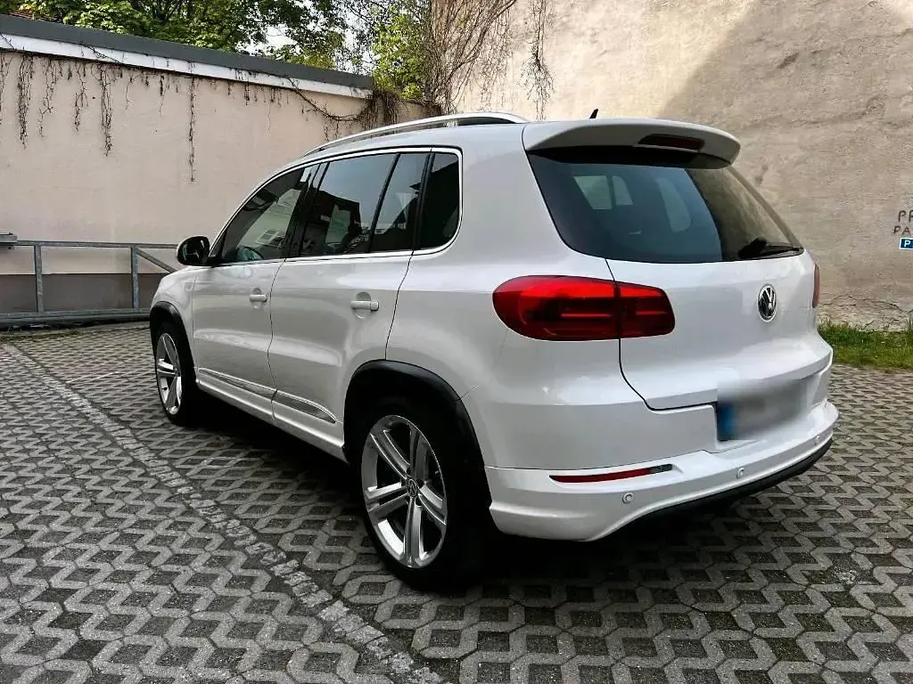Second-hand VW Tiguan R-line 140 CP (102 kW) 2012 Alb SUV