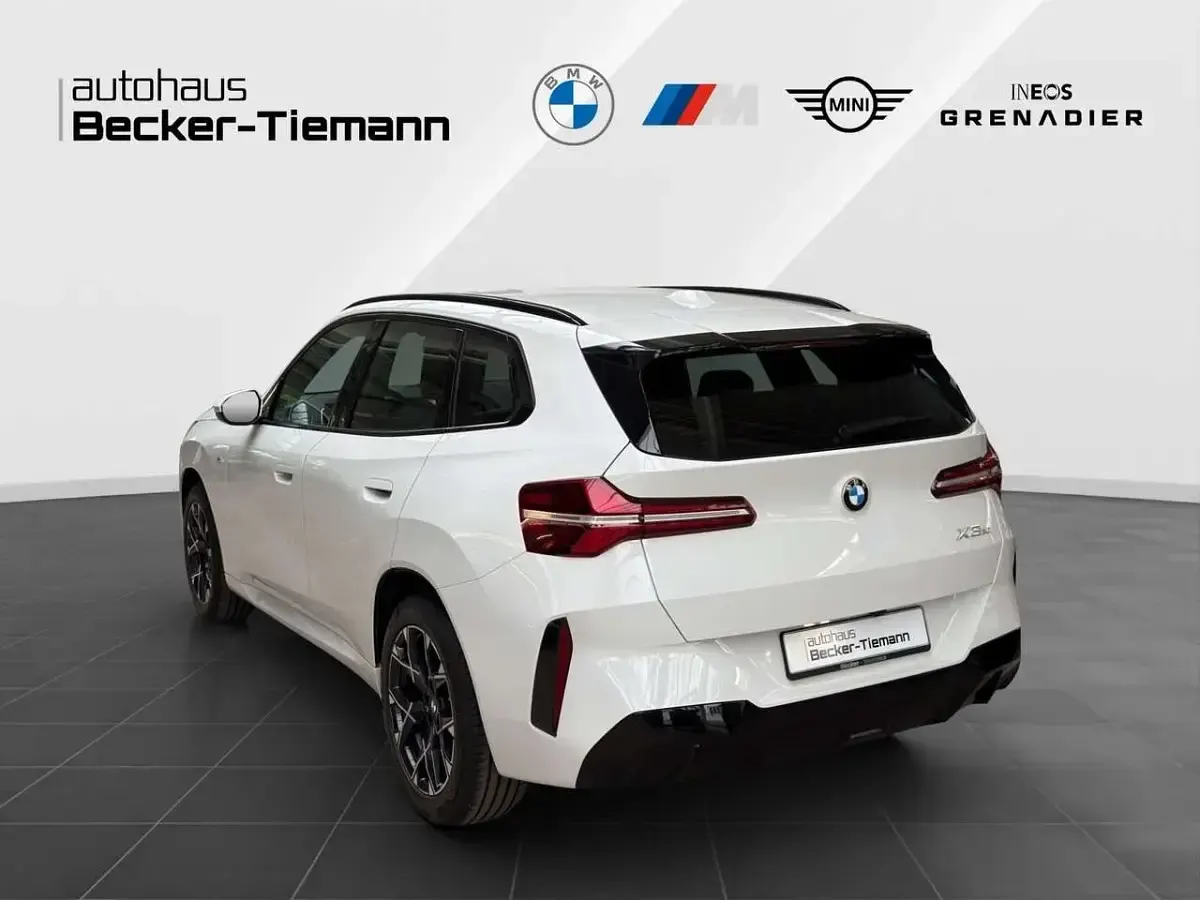 Gebraucht BMW X3 M Sport 208 PS (152 kW) 2025 Weiß SUV