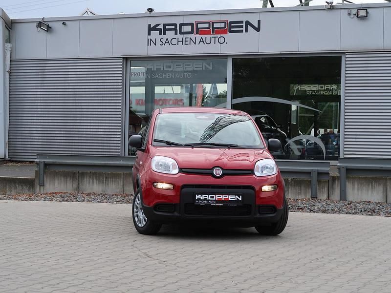 Gebraucht Fiat Panda 69 PS (50 kW) 2024 Rosso alfa, uni Kleinwagen