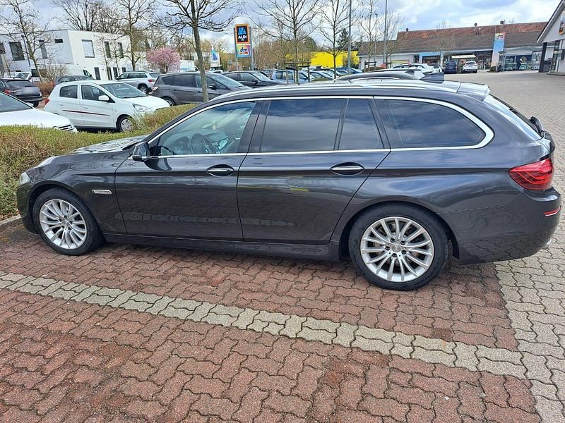 Gebraucht BMW 530 258 PS (189 kW) 2015 Grau Kombi