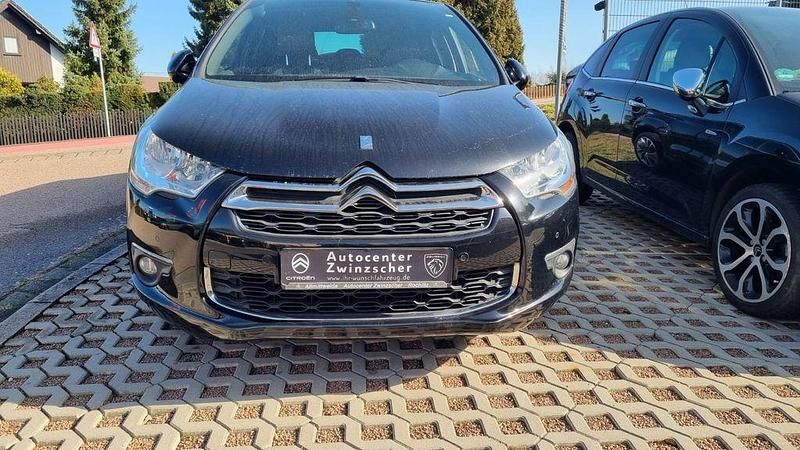 Gebraucht DS Automobiles DS4 So Chic 131 PS (96 kW) 2015 Schwarz Kleinwagen