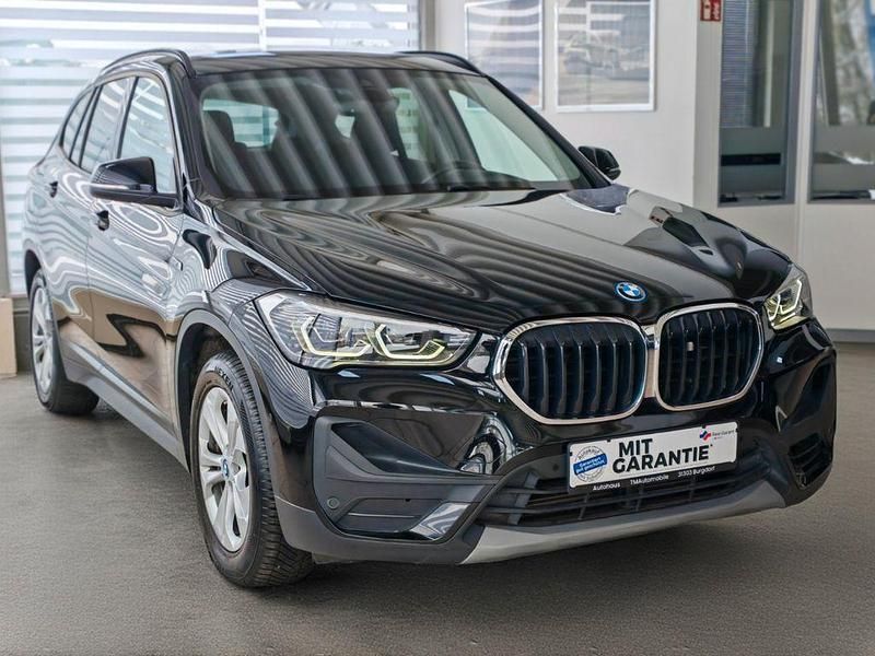 Schwarz Gebraucht 2022 BMW X1 SUV | 23.399 € (Fairer Preis) - Bild 1/4