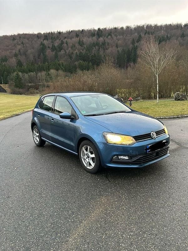 Blau Gebraucht 2017 VW Polo Kleinwagen | 9.500 € (Superpreis) - Bild 1/4