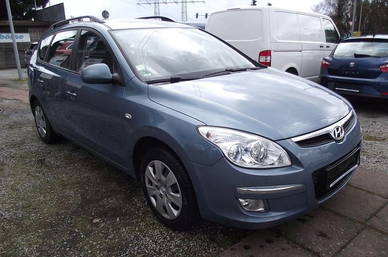 Gebraucht Hyundai i30 Classic 116 PS (85 kW) 2009 Other Kombi