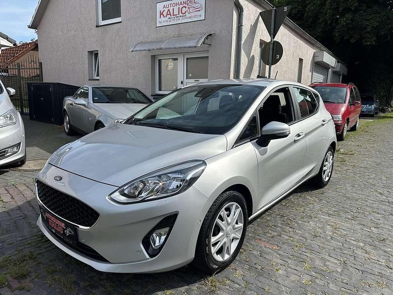 Grau Gebraucht 2019 Ford Fiesta Cool & Connect Kleinwagen | 7.499 € (Fairer Preis) - Bild 1/4