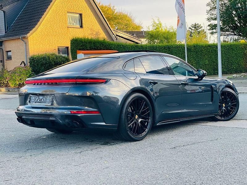 Gebraucht Porsche Panamera 354 PS (260 kW) 2024 Grau Limousine