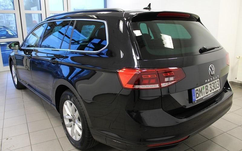 Gebraucht VW Passat Business 150 PS (110 kW) 2020 Deep black perleffekt (metallic) Kombi